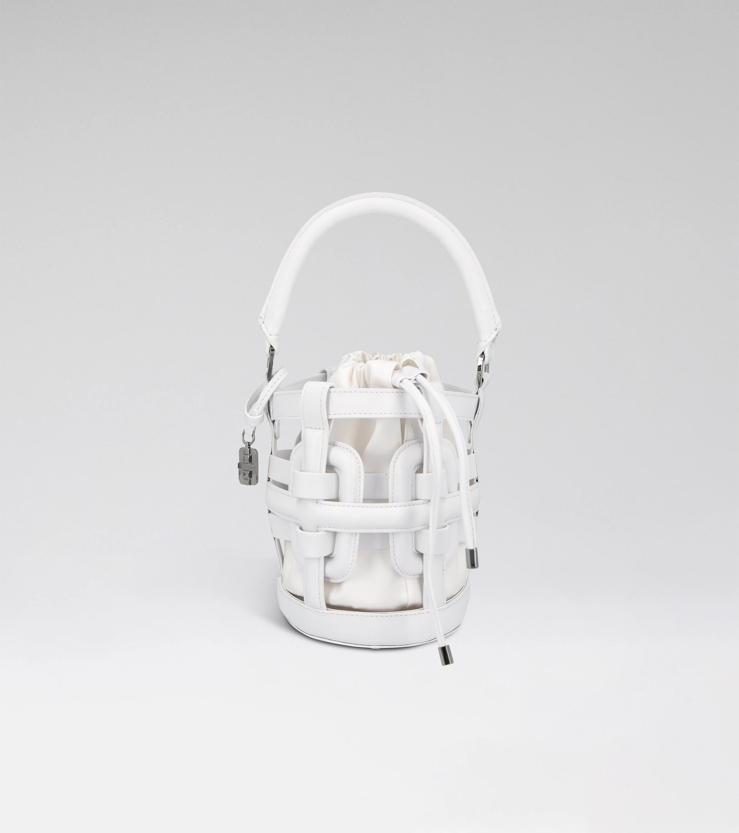 MOROBÉ | BUCKET BAG | LE CLAXON 06
