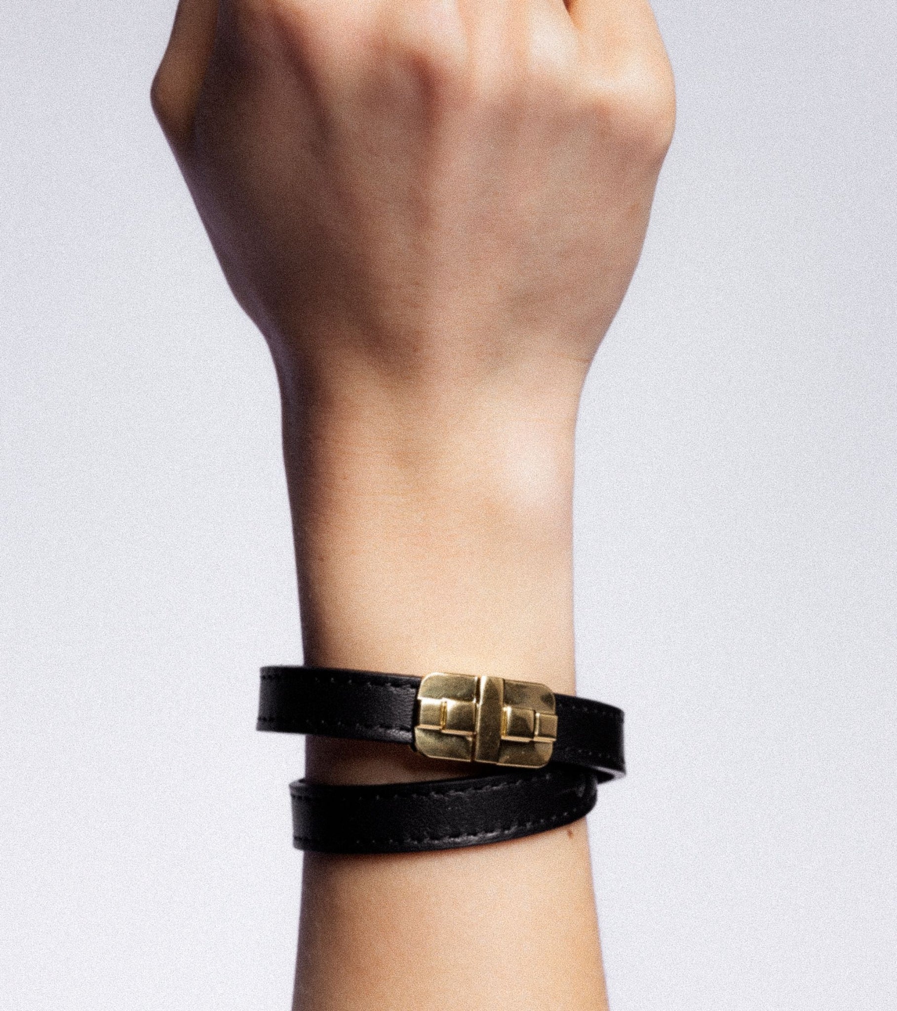 MOROBÉ | LE TWIST | BLACK GOLD