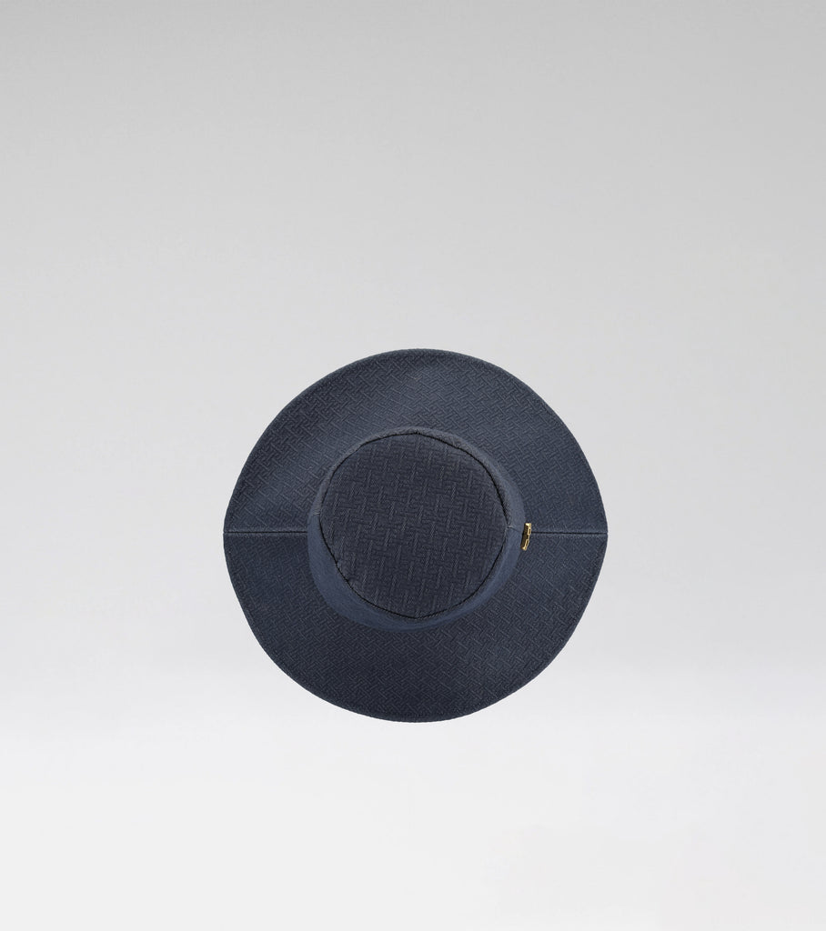 LA CAPELINE - DARK JEANS EMBOSSED