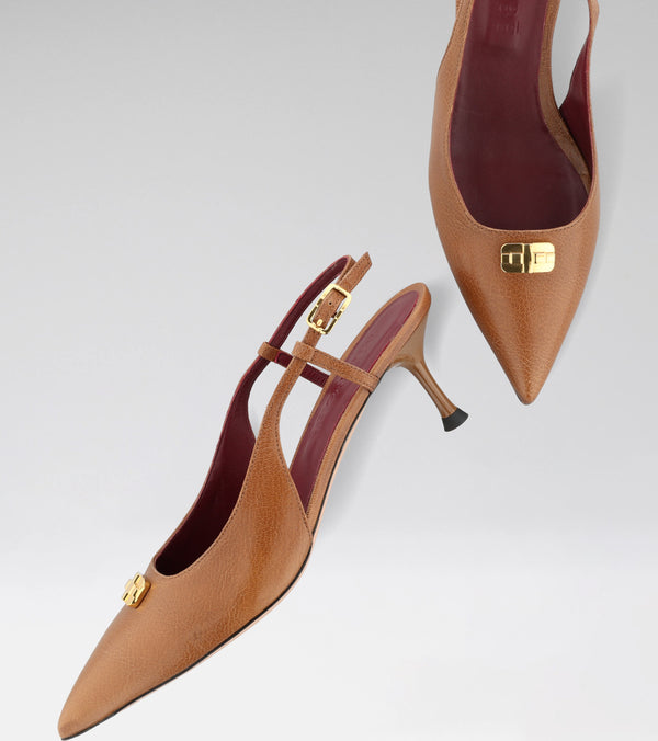 DANIELA slingback pump with pointed toe, MOROBÉ brooch and 60 mm heel.
