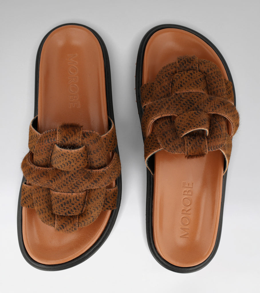 flat sandal