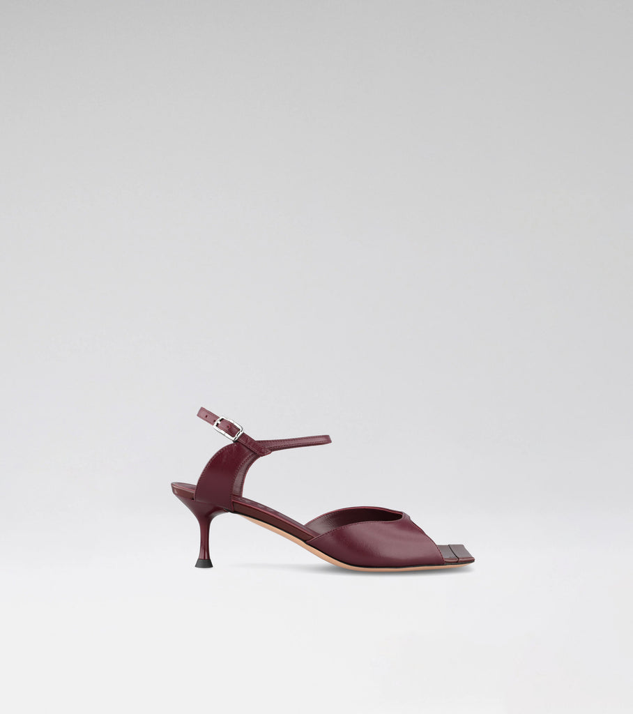 GRACE bordeau leather sandal with an open squared toe and 60 mm heel.