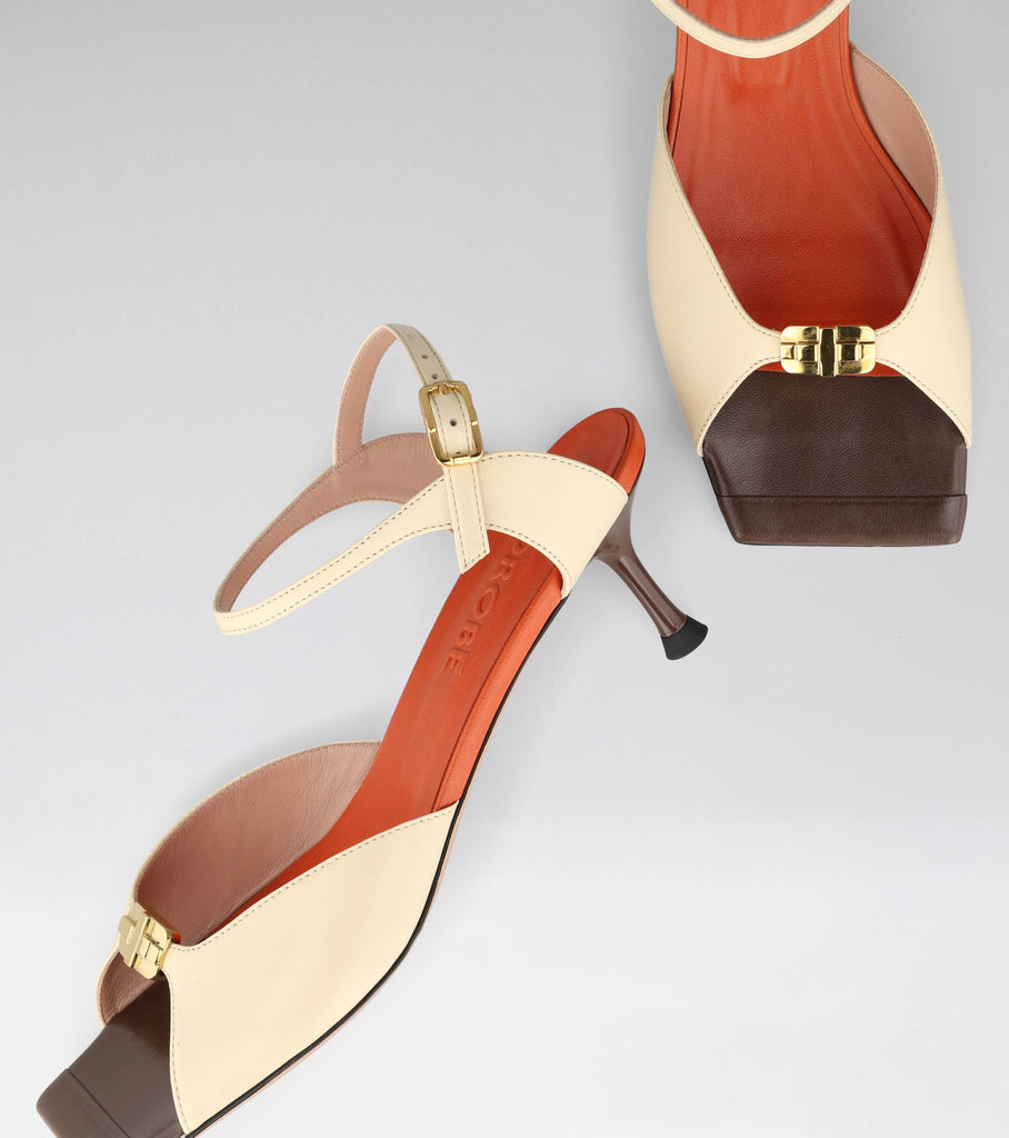 GRACE LOGO leather sandal with a squared toe, MOROBÉ brooch and 60 mm heel.