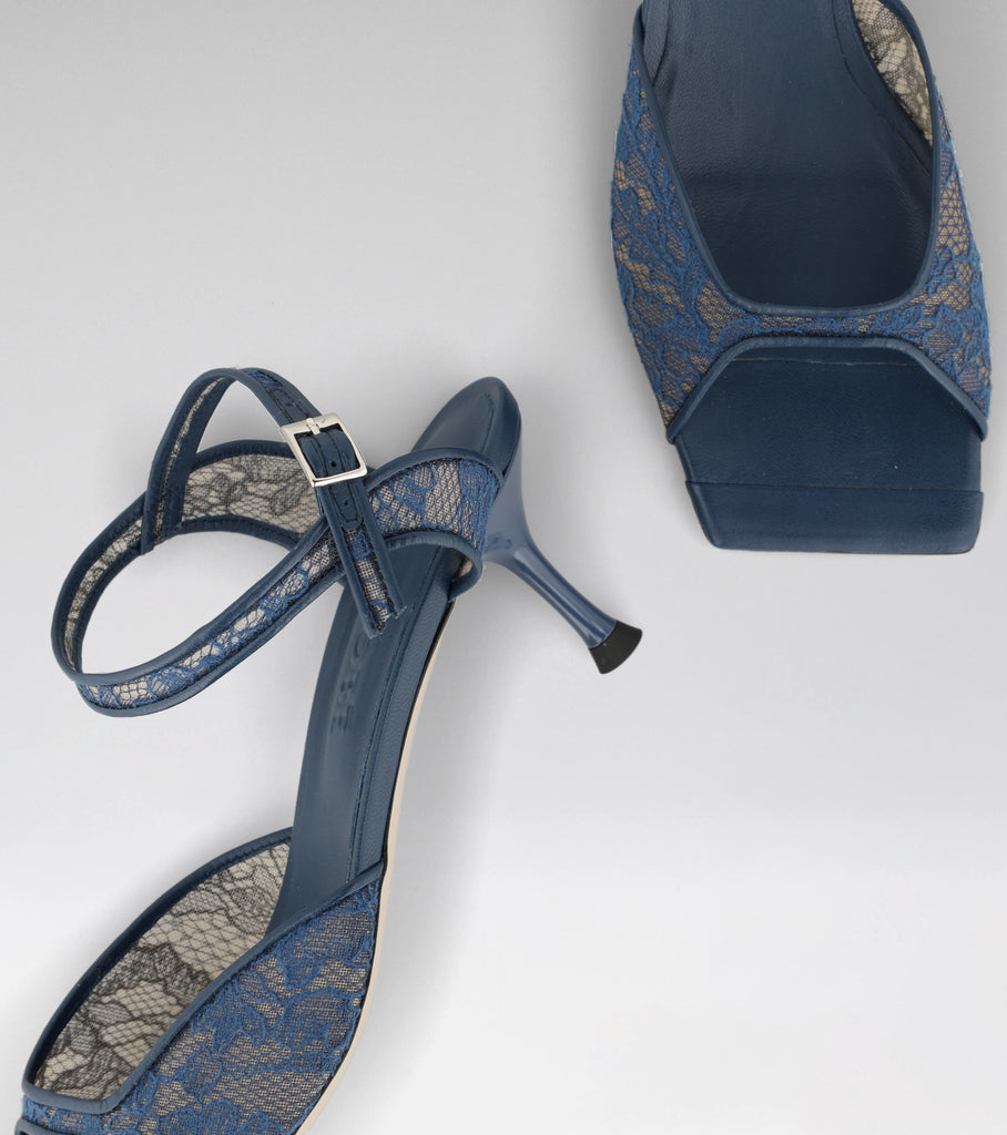 mid heel sandal