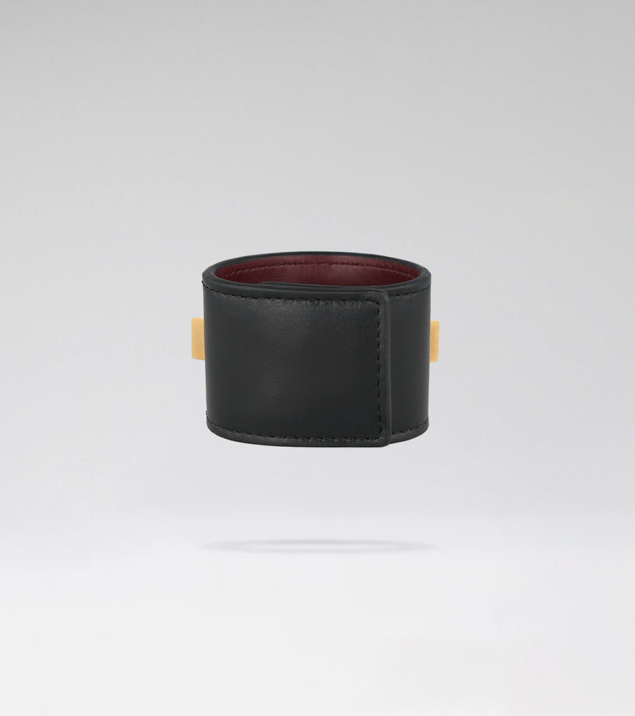 LA MANCHETTE CUIR 01
