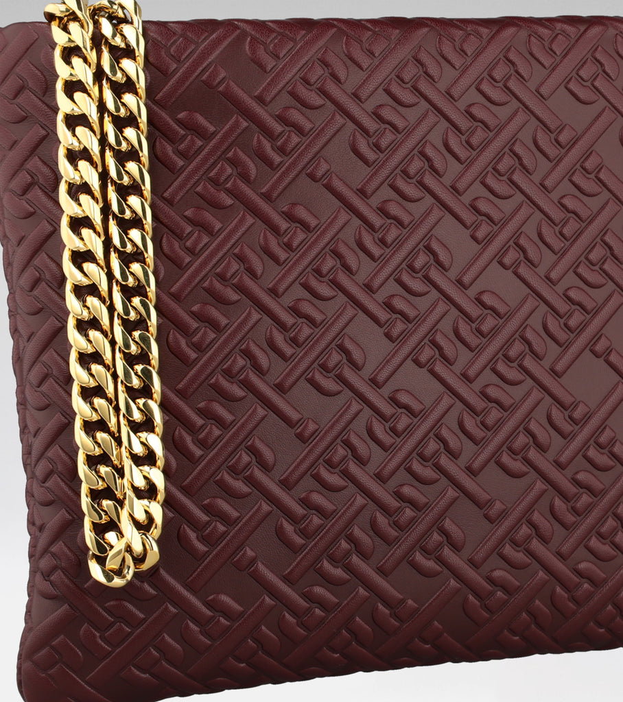 PUFFY POUCH BIG EMBOSSED 02