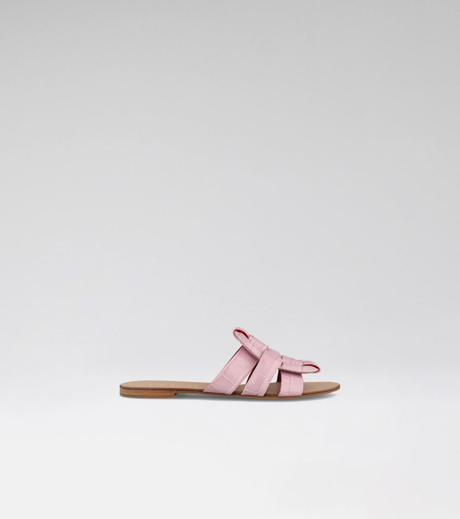 flat sandal