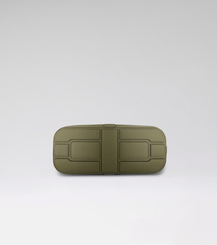 LE TYLER 05 - GRAINED MILITARY